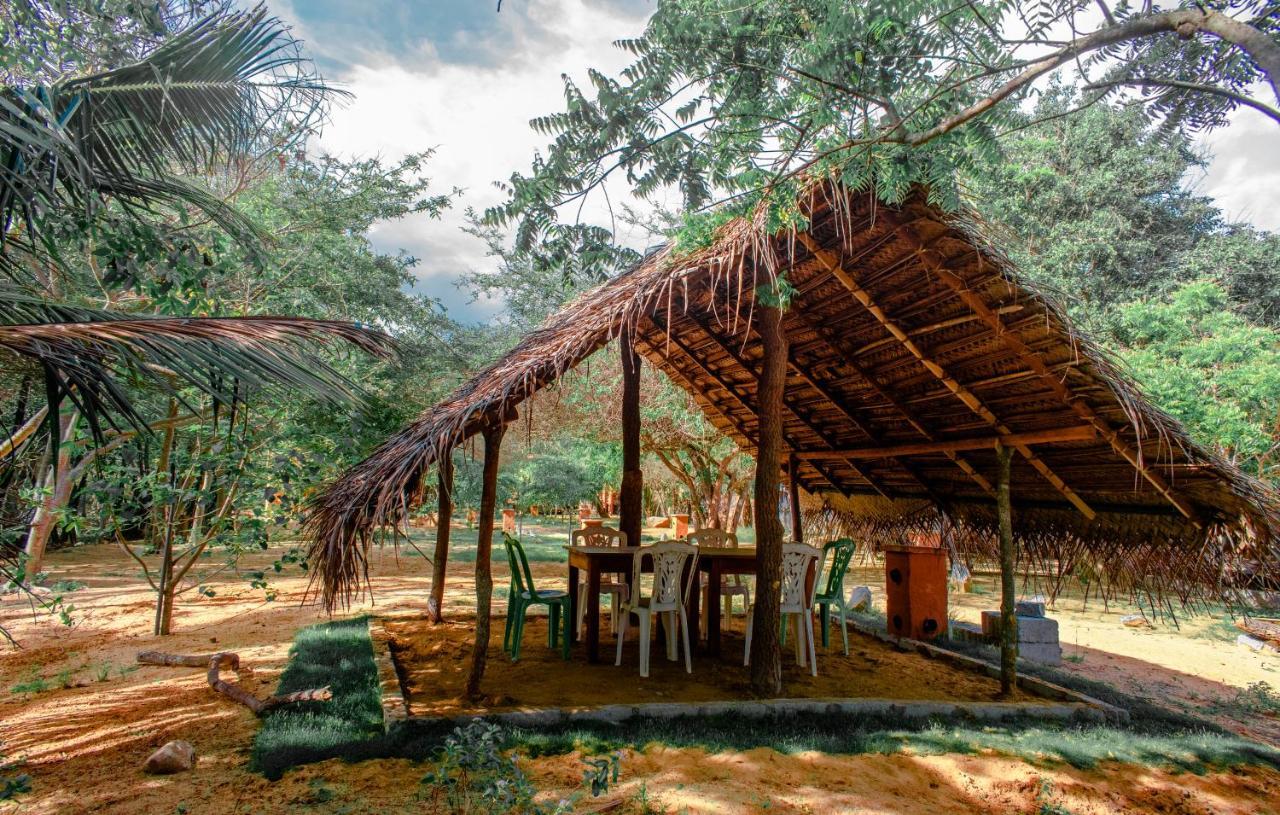 Sarada Beach Resort Yala Tissamaharama Exterior photo